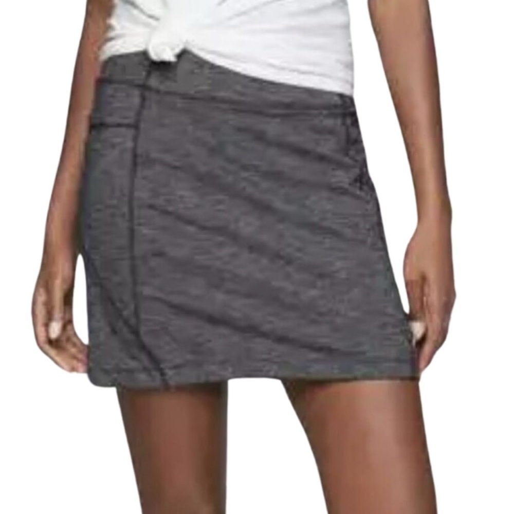 ATHLETA Excursion Skort Gray Charcoal Pockets Knit Size M s/71126 Skort